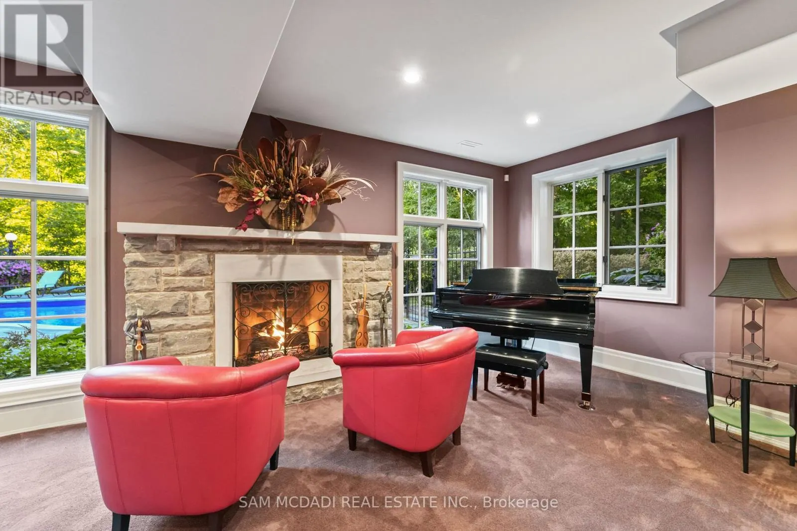 10140 PINEVIEW TRAIL