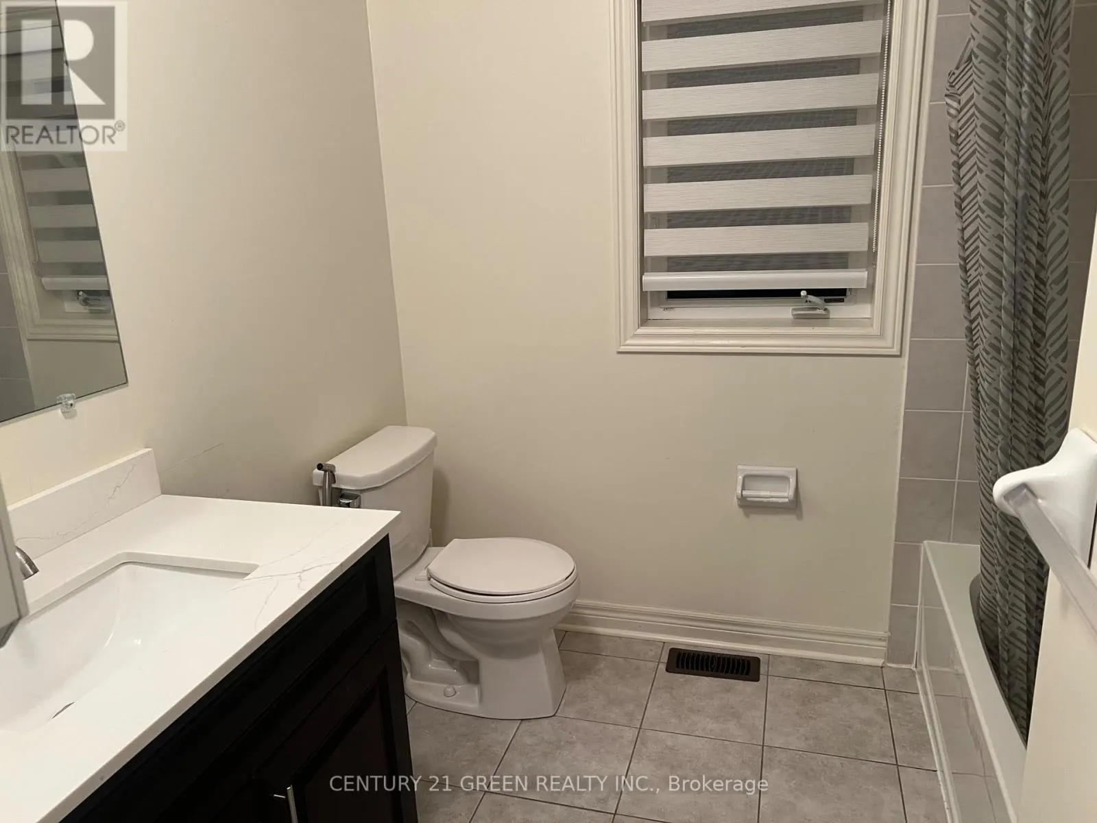UPPER LEVEL - 634 MOCKRIDGE TERRACE