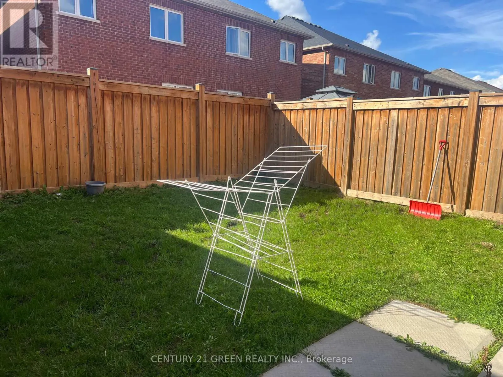 UPPER LEVEL - 634 MOCKRIDGE TERRACE