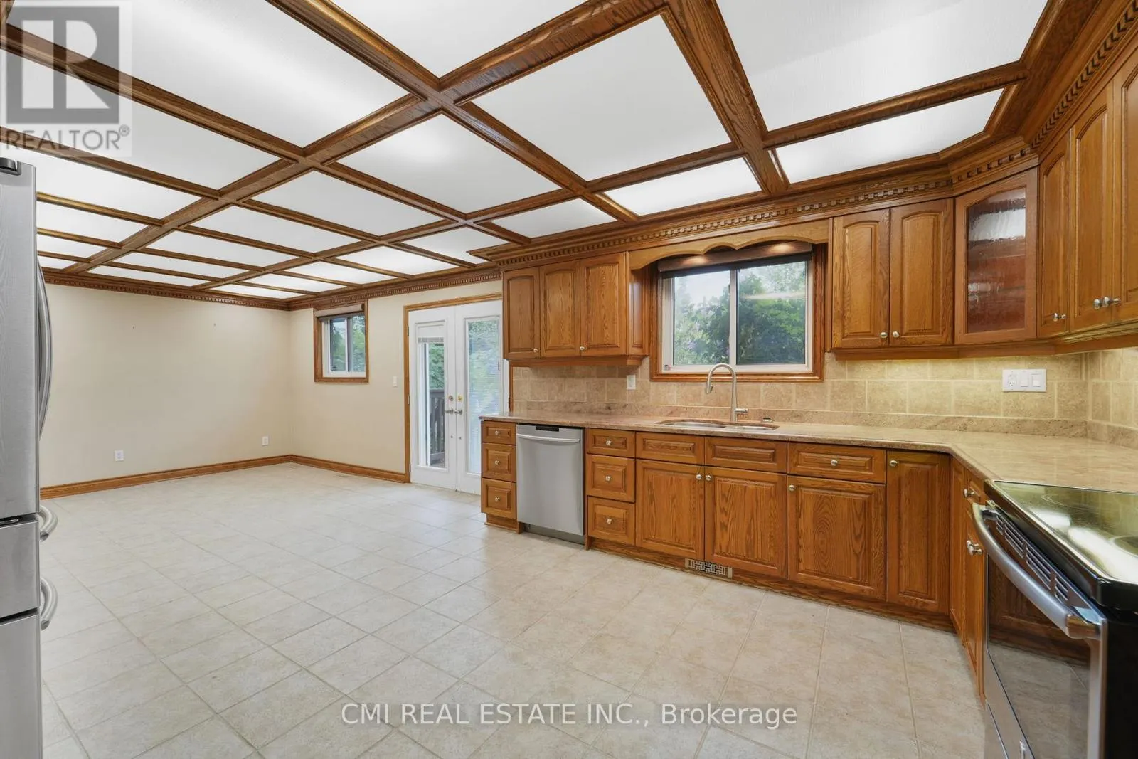 698 HILLMAN CRESCENT