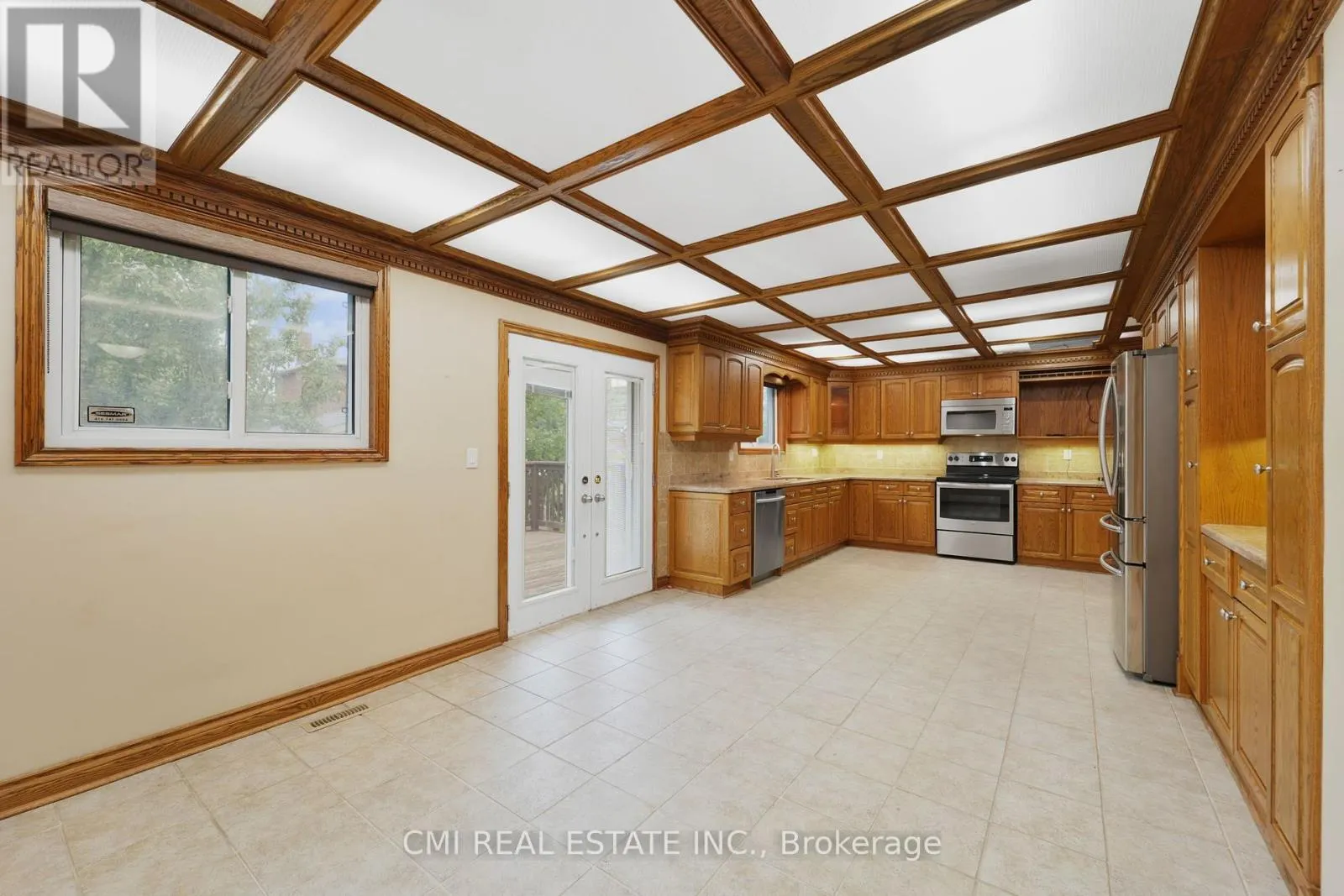698 HILLMAN CRESCENT