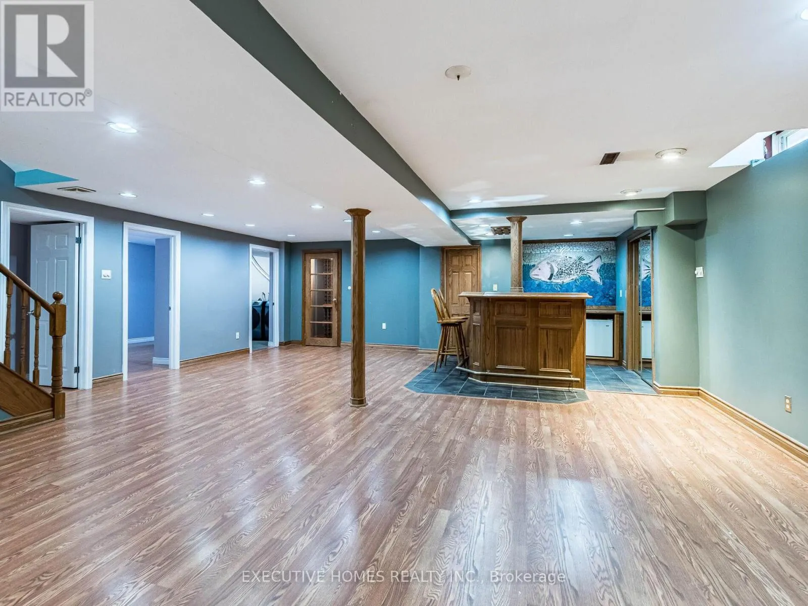 1876 ROY IVOR CRESCENT