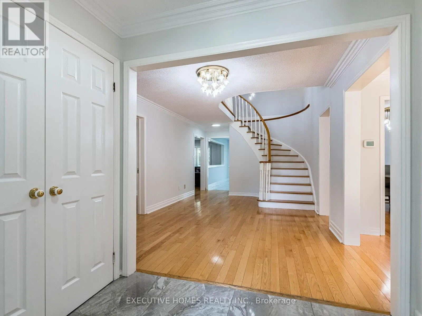 1876 ROY IVOR CRESCENT