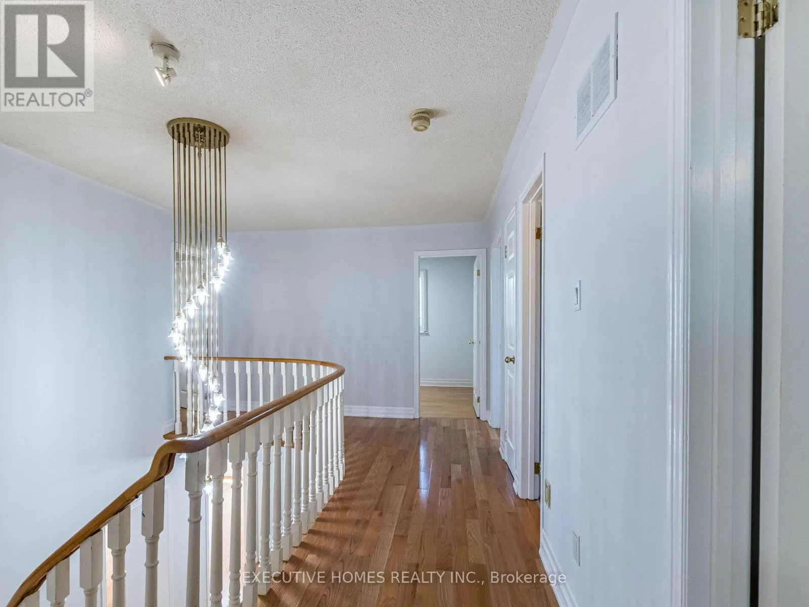 1876 ROY IVOR CRESCENT