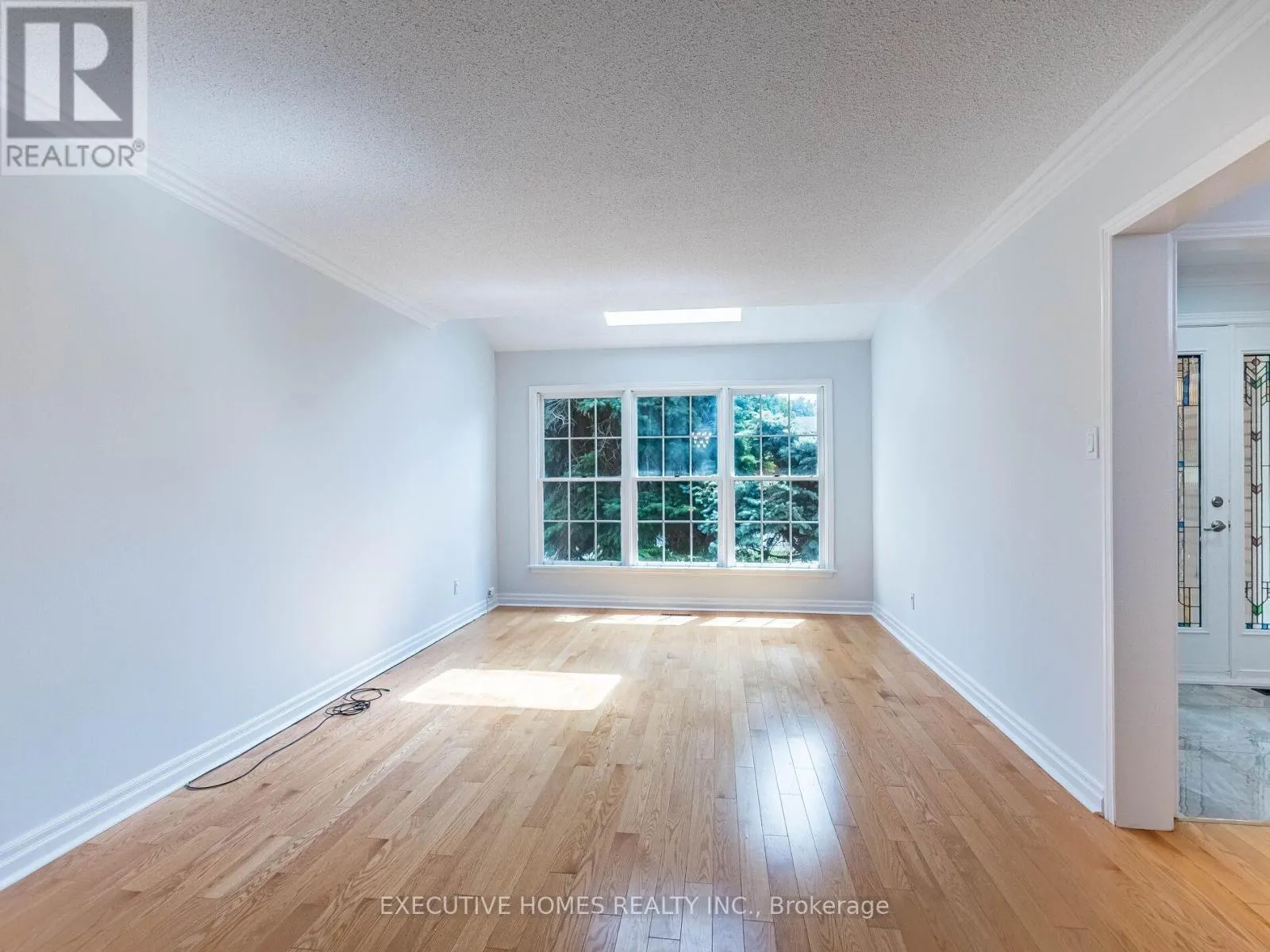 1876 ROY IVOR CRESCENT