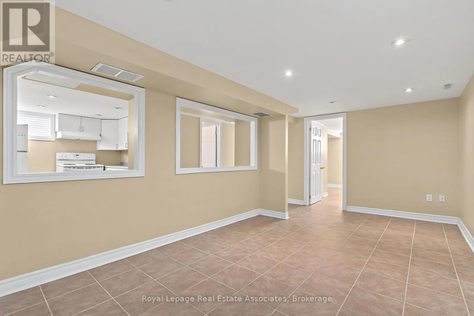 7 REXWAY DRIVE