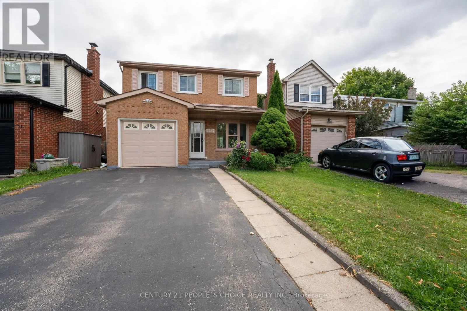 2247 SILVERBIRCH COURT
