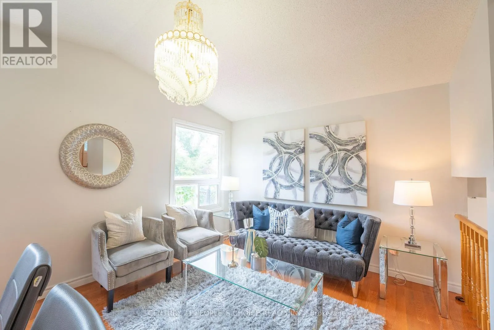 2247 SILVERBIRCH COURT