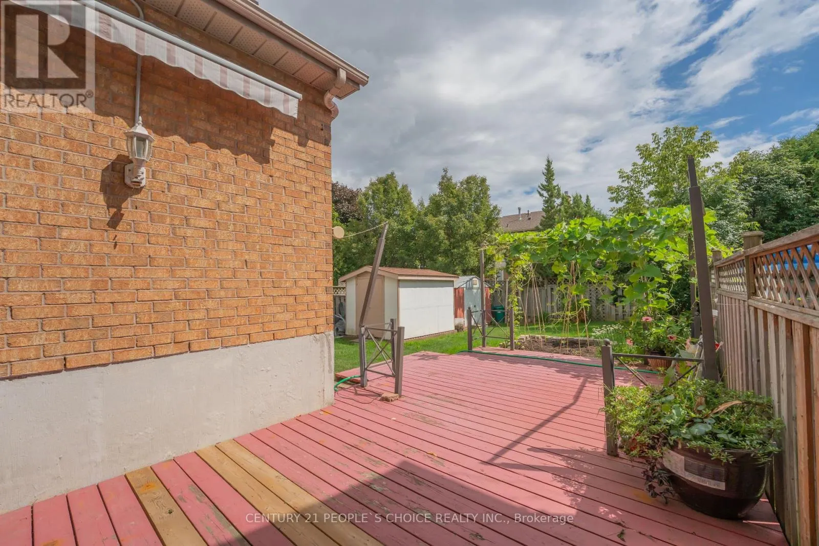 2247 SILVERBIRCH COURT