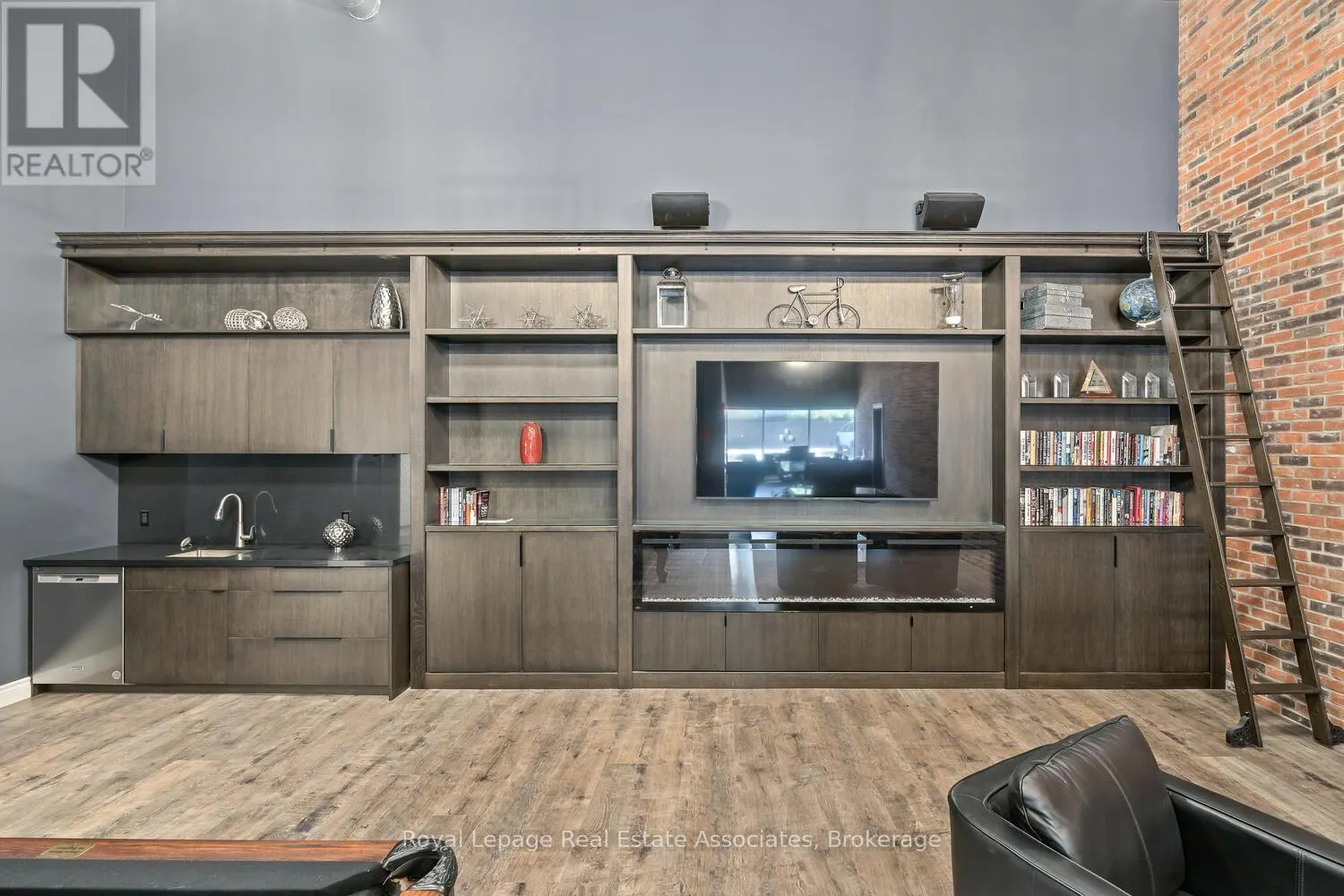 8 & 9 - 150 ARMSTRONG AVENUE