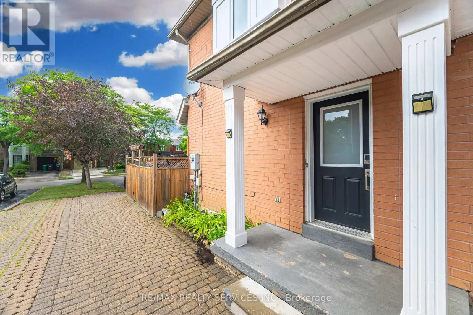 27 RAIN LILY LANE
