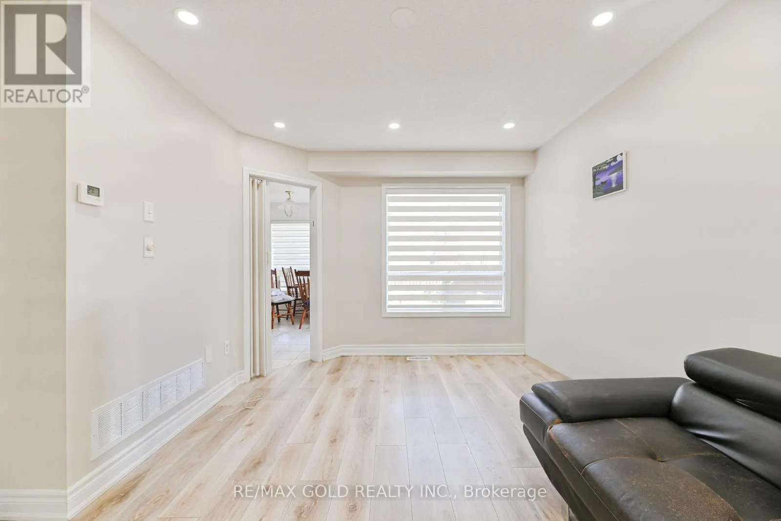 17 LEVIDA STREET