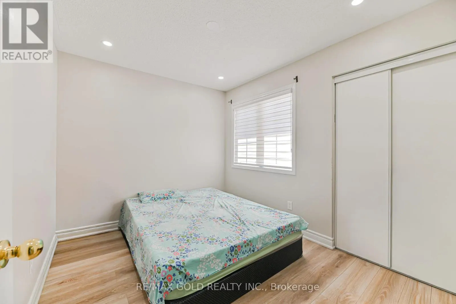 17 LEVIDA STREET