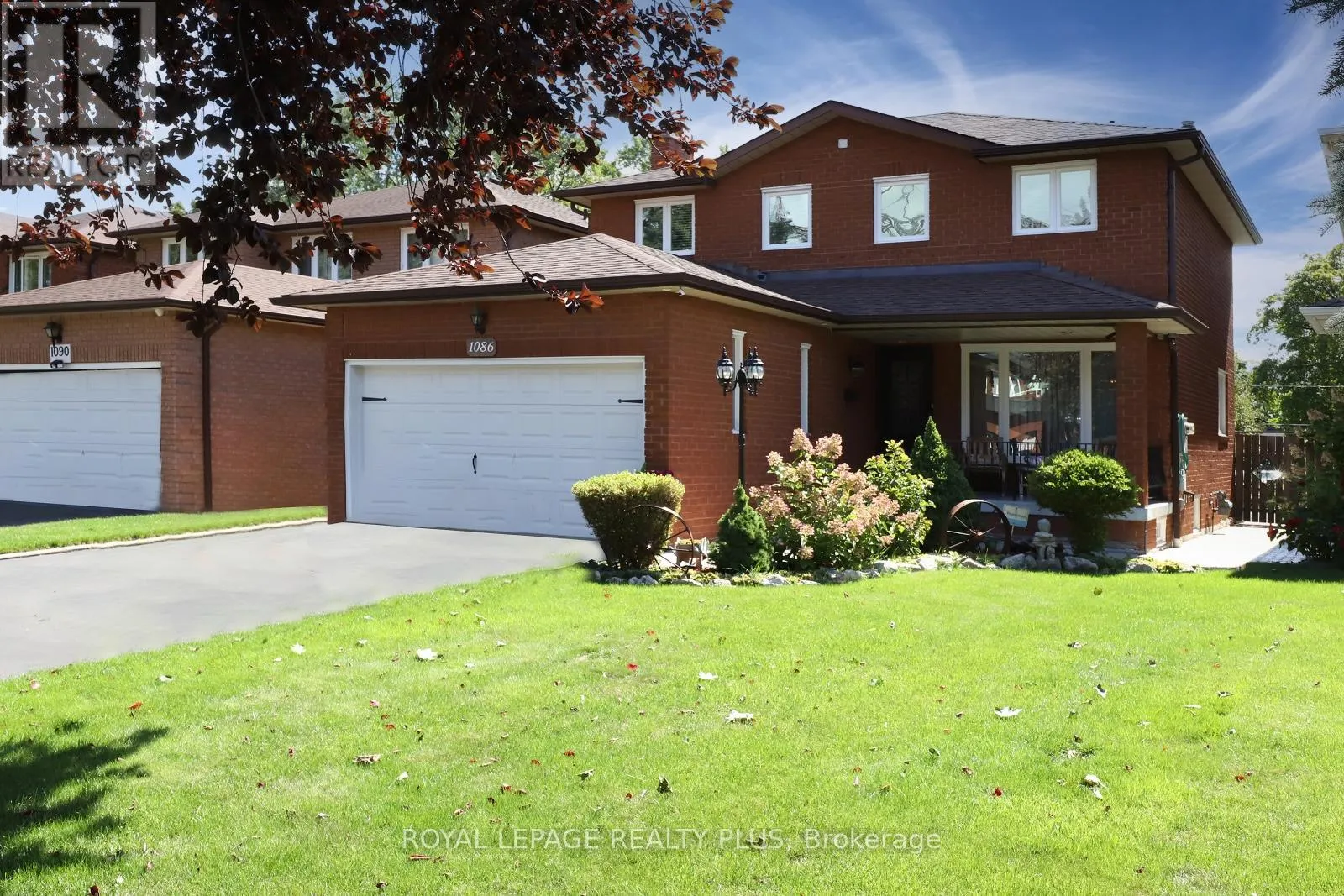 1086 HEDGE DRIVE