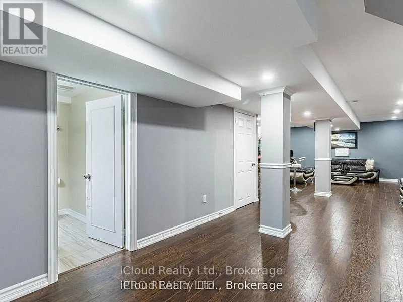 329 ELLWOOD DRIVE W