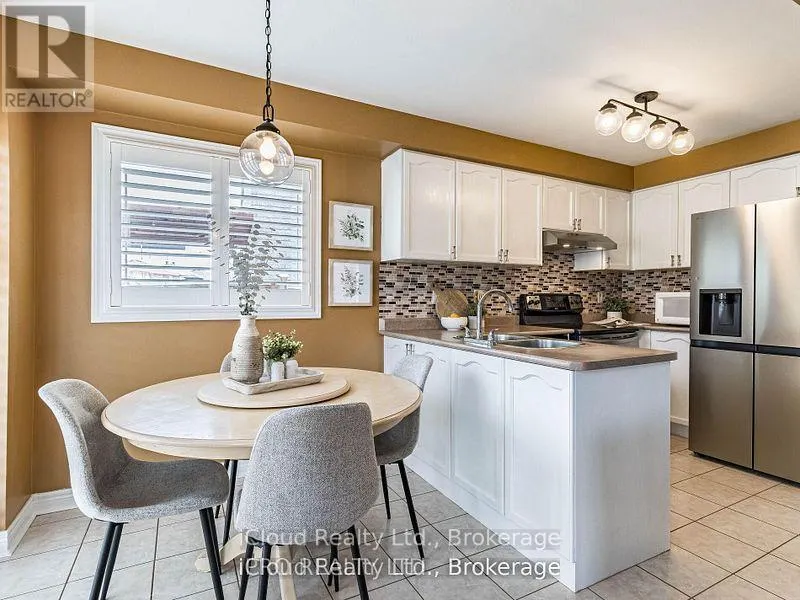 329 ELLWOOD DRIVE W