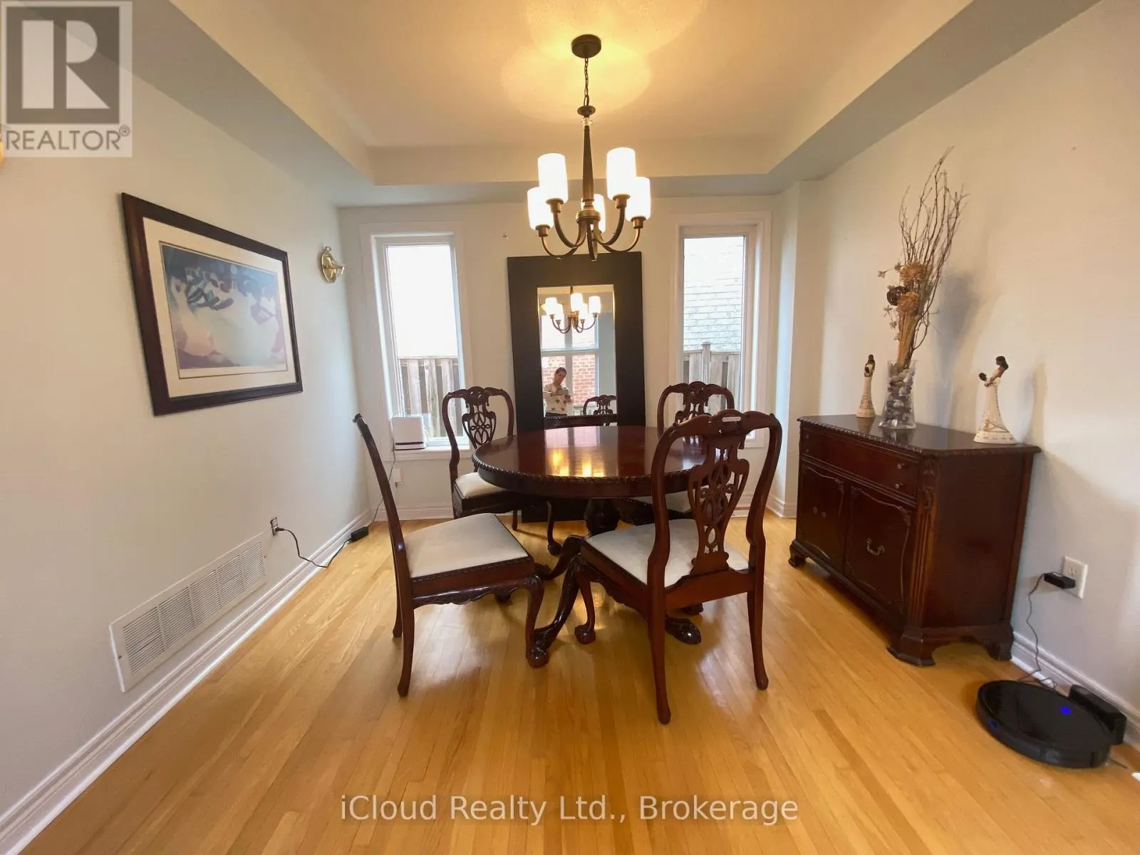 329 ELLWOOD DRIVE W