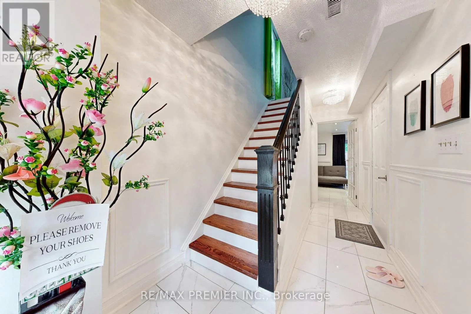 120 ELLERSLIE ROAD