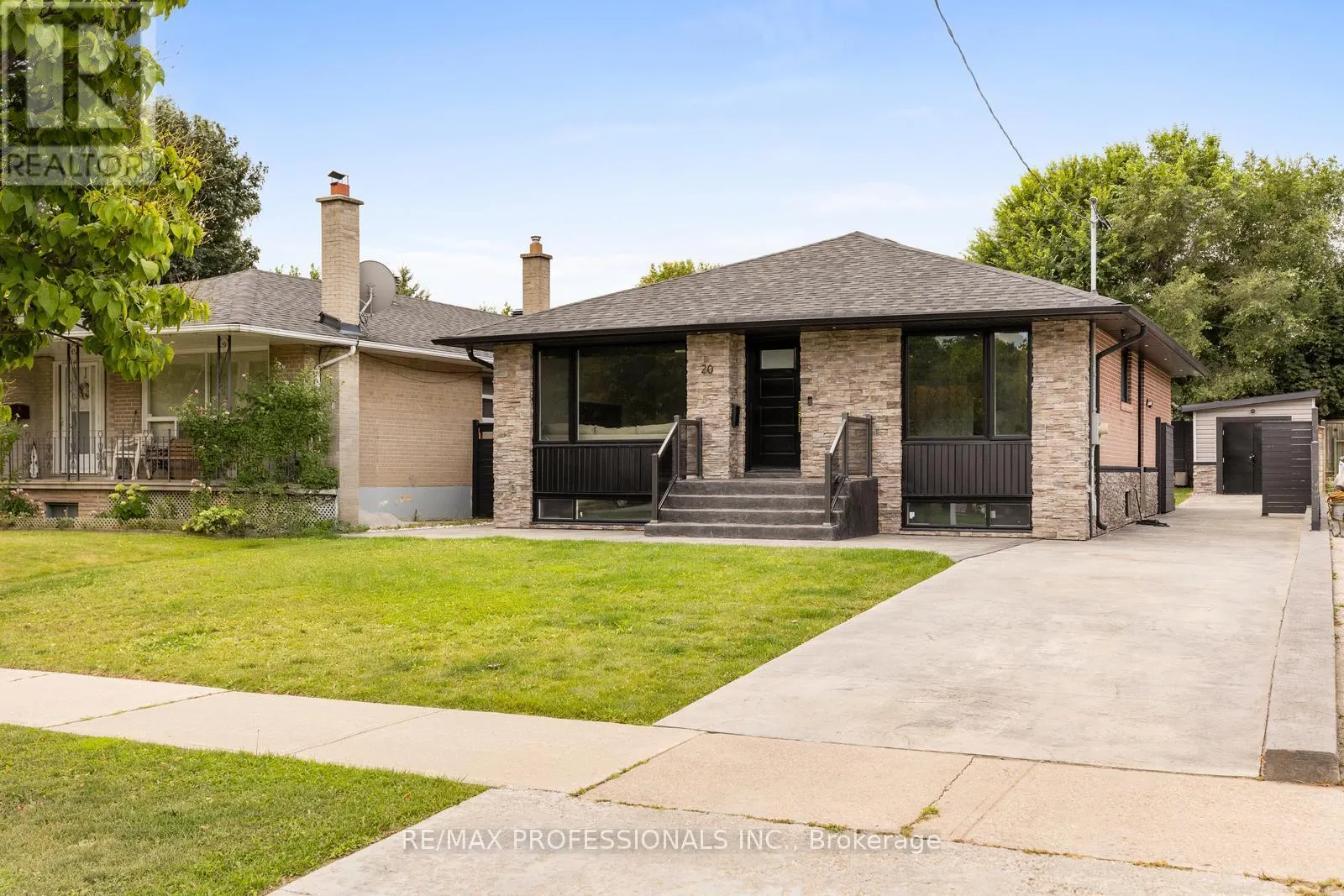 20 BRADBURY CRESCENT