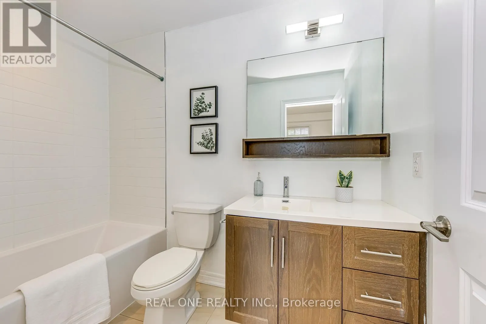 3116 POSTRIDGE DRIVE