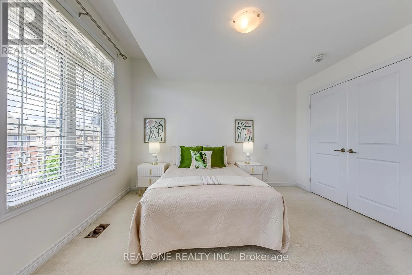 3116 POSTRIDGE DRIVE