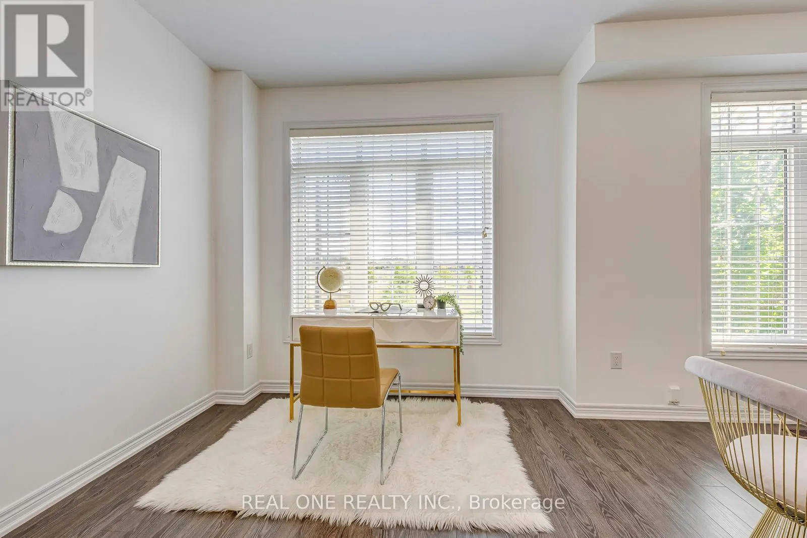3116 POSTRIDGE DRIVE