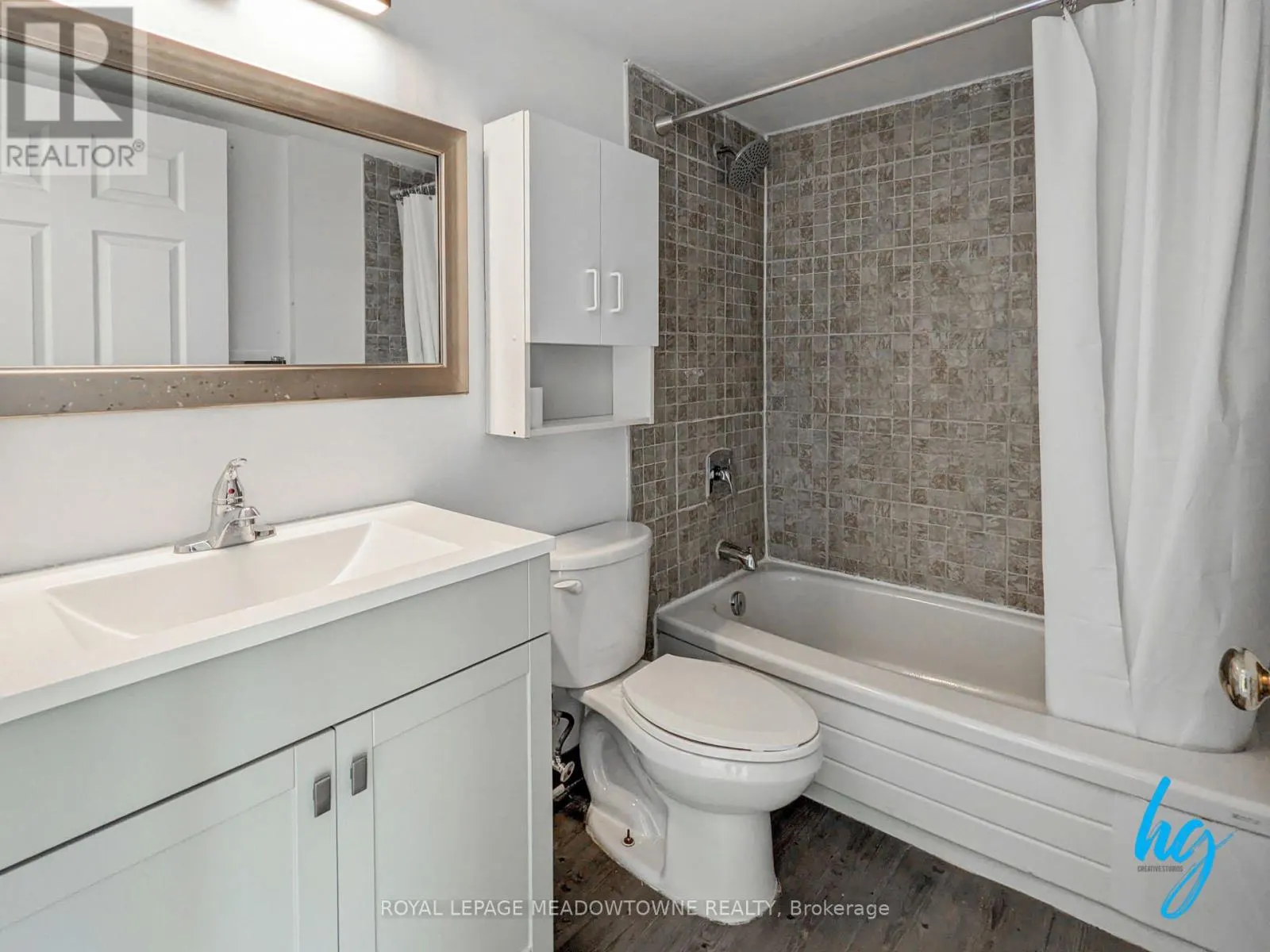 1801 - 50 KINGSBRIDGE GARDEN CIRCLE