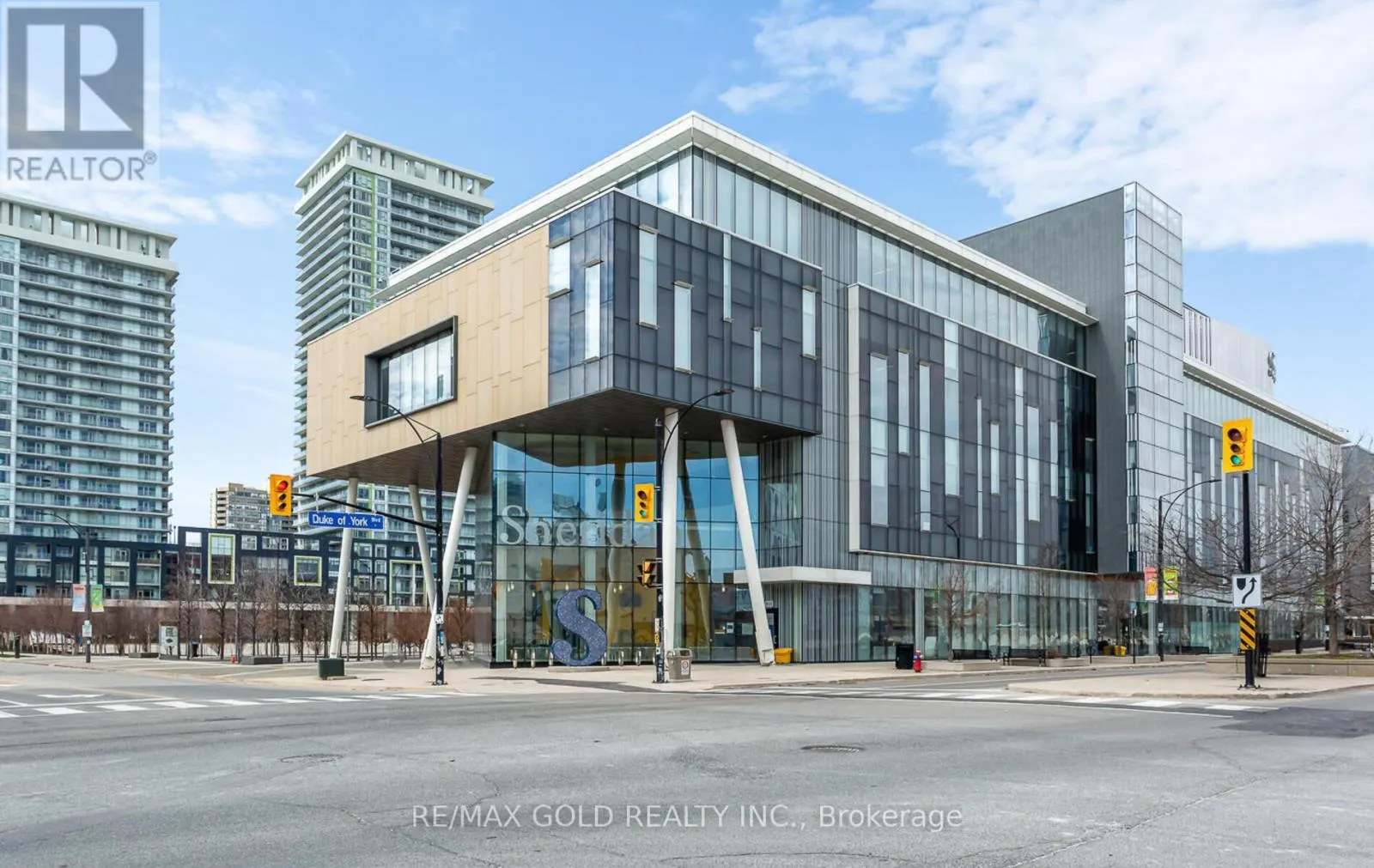 804 - 330 BURNHAMTHORPE ROAD