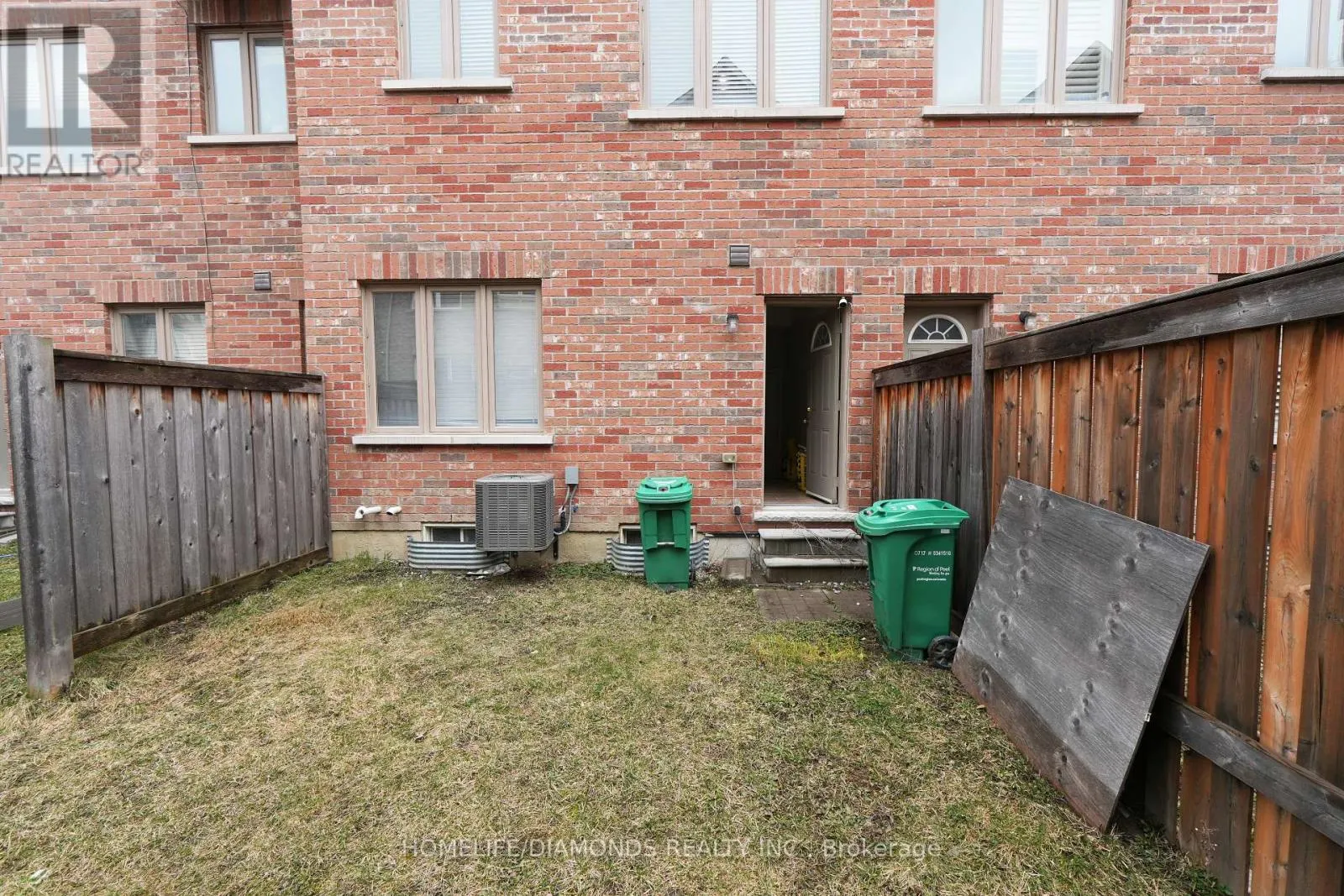 43 SPRUCEWOOD ROAD