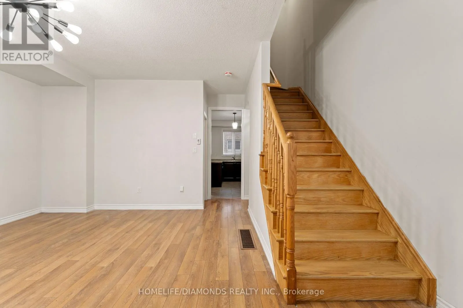 43 SPRUCEWOOD ROAD