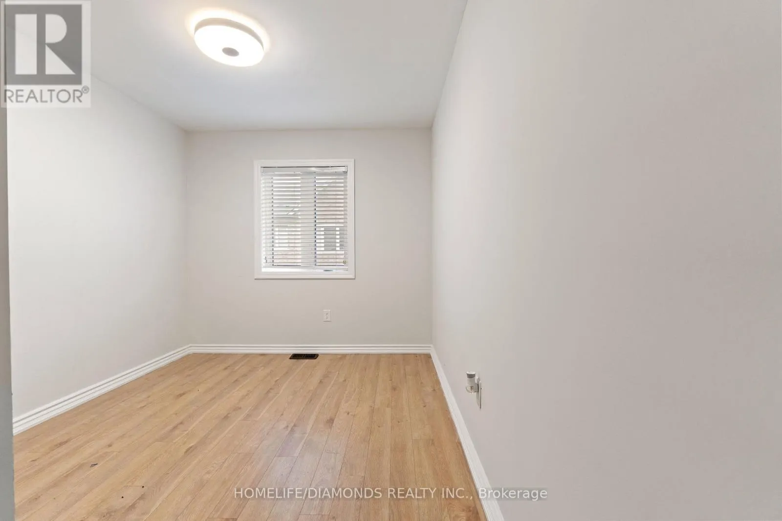 43 SPRUCEWOOD ROAD