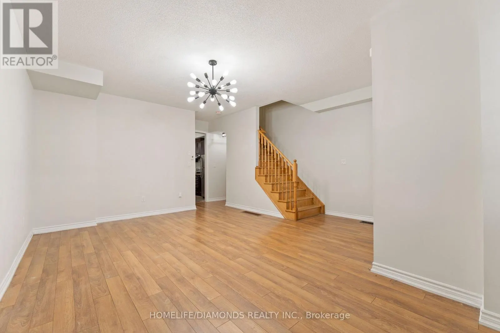 43 SPRUCEWOOD ROAD