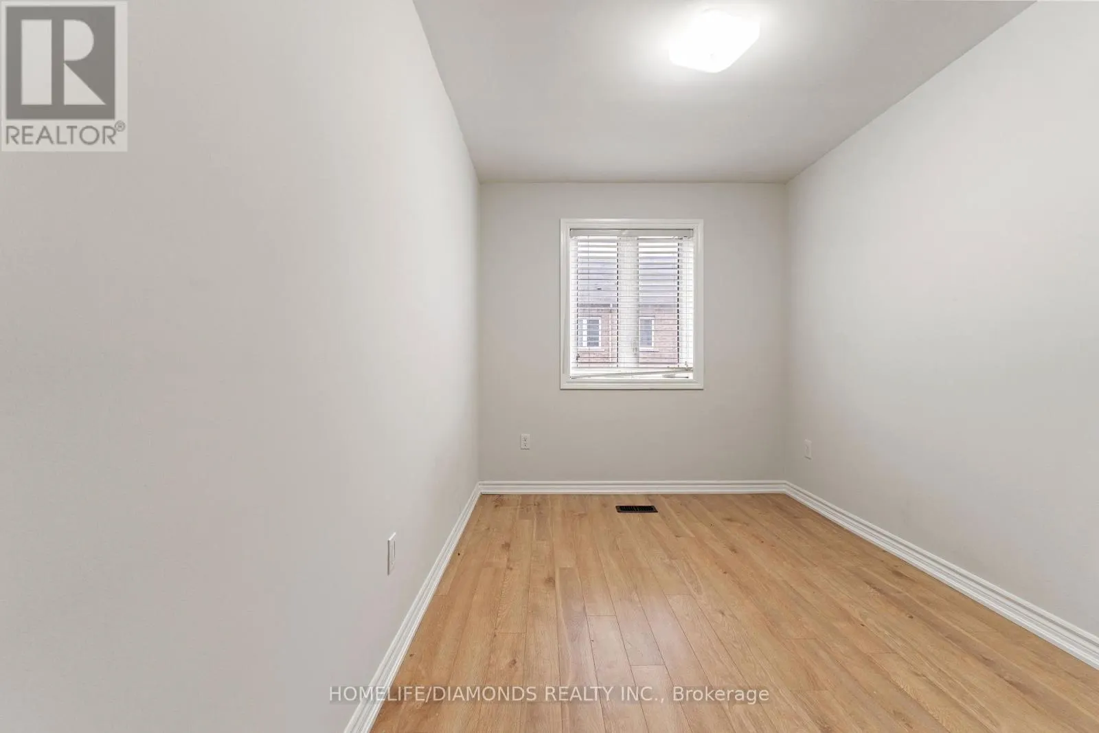 43 SPRUCEWOOD ROAD