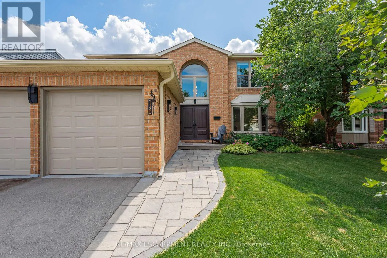 2130 WINDING WAY