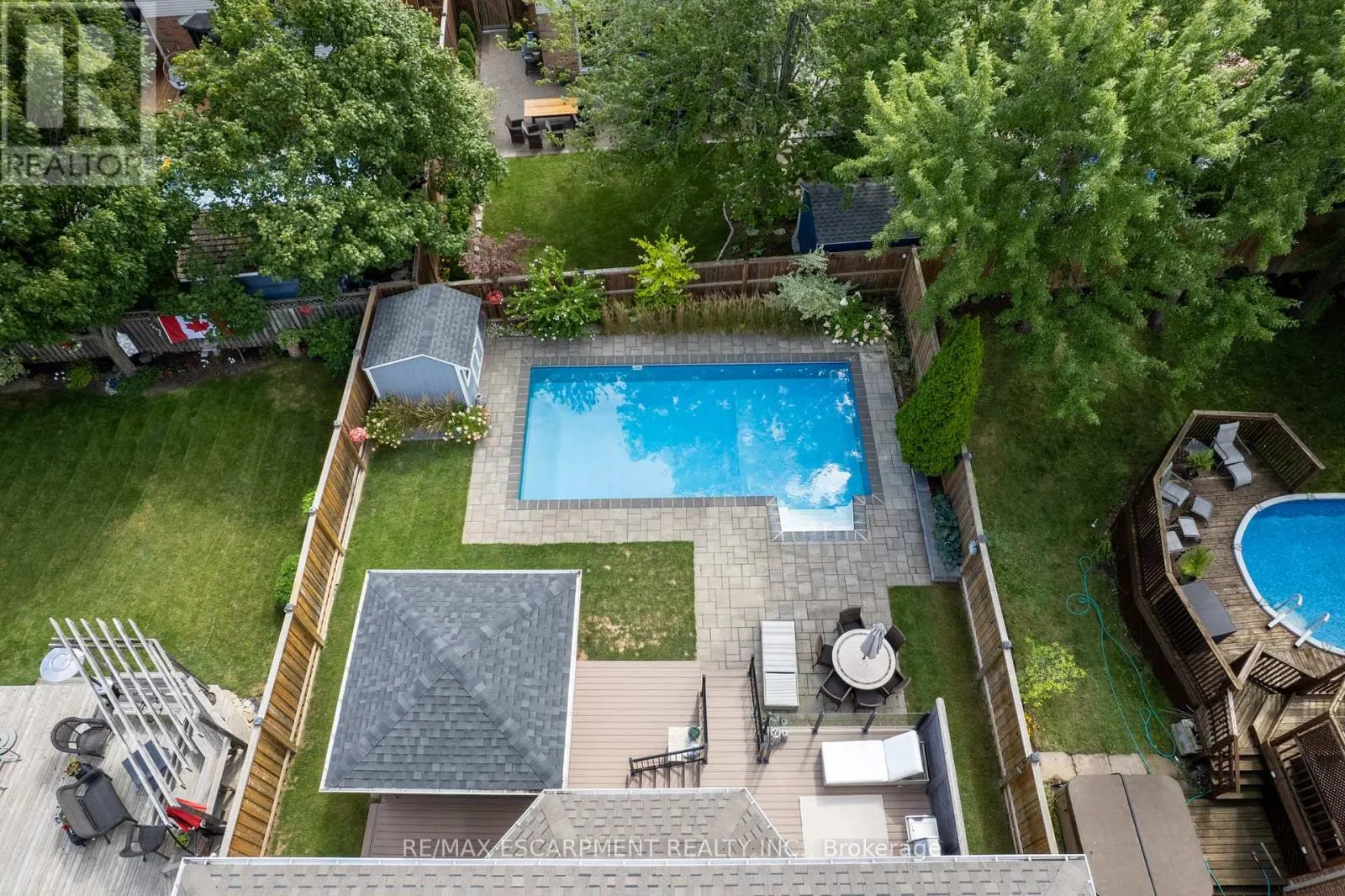 2130 WINDING WAY