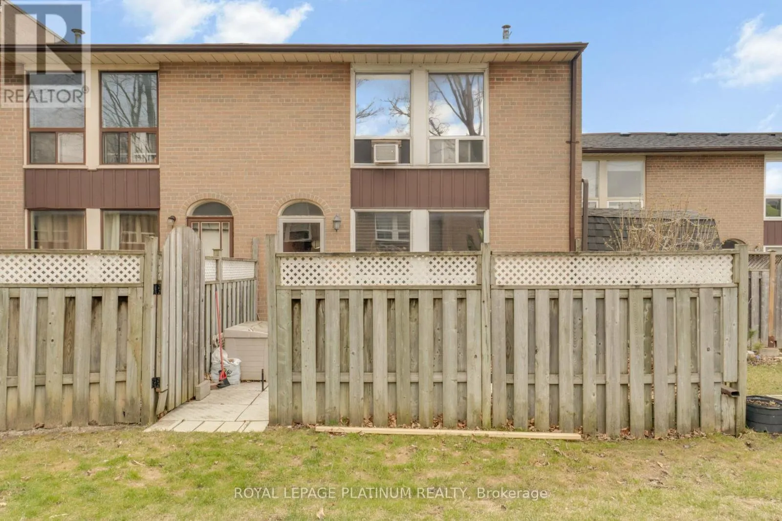 48 - 246 JOHN GARLAND BOULEVARD