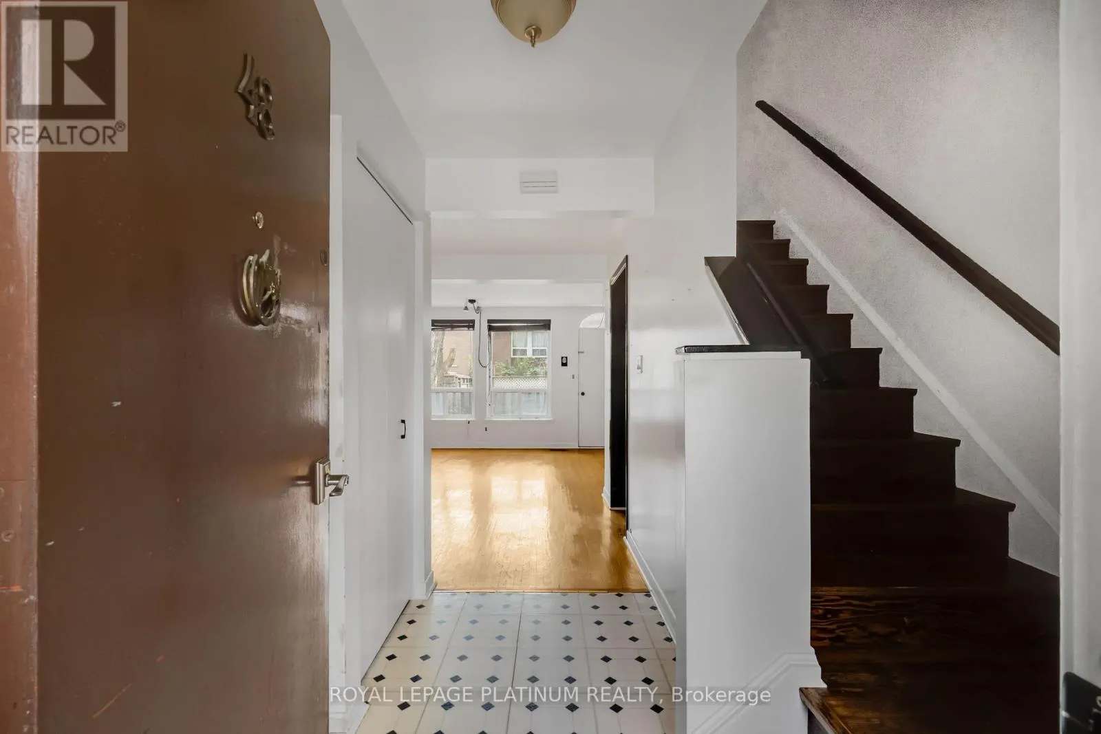 48 - 246 JOHN GARLAND BOULEVARD