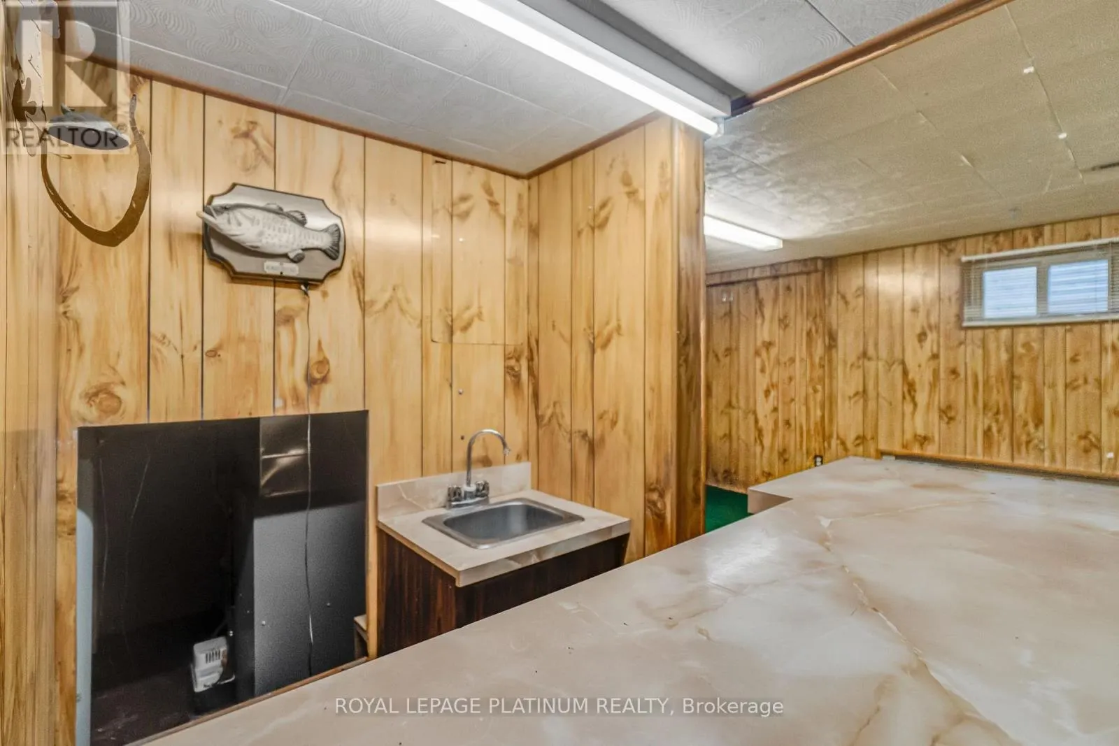 48 - 246 JOHN GARLAND BOULEVARD