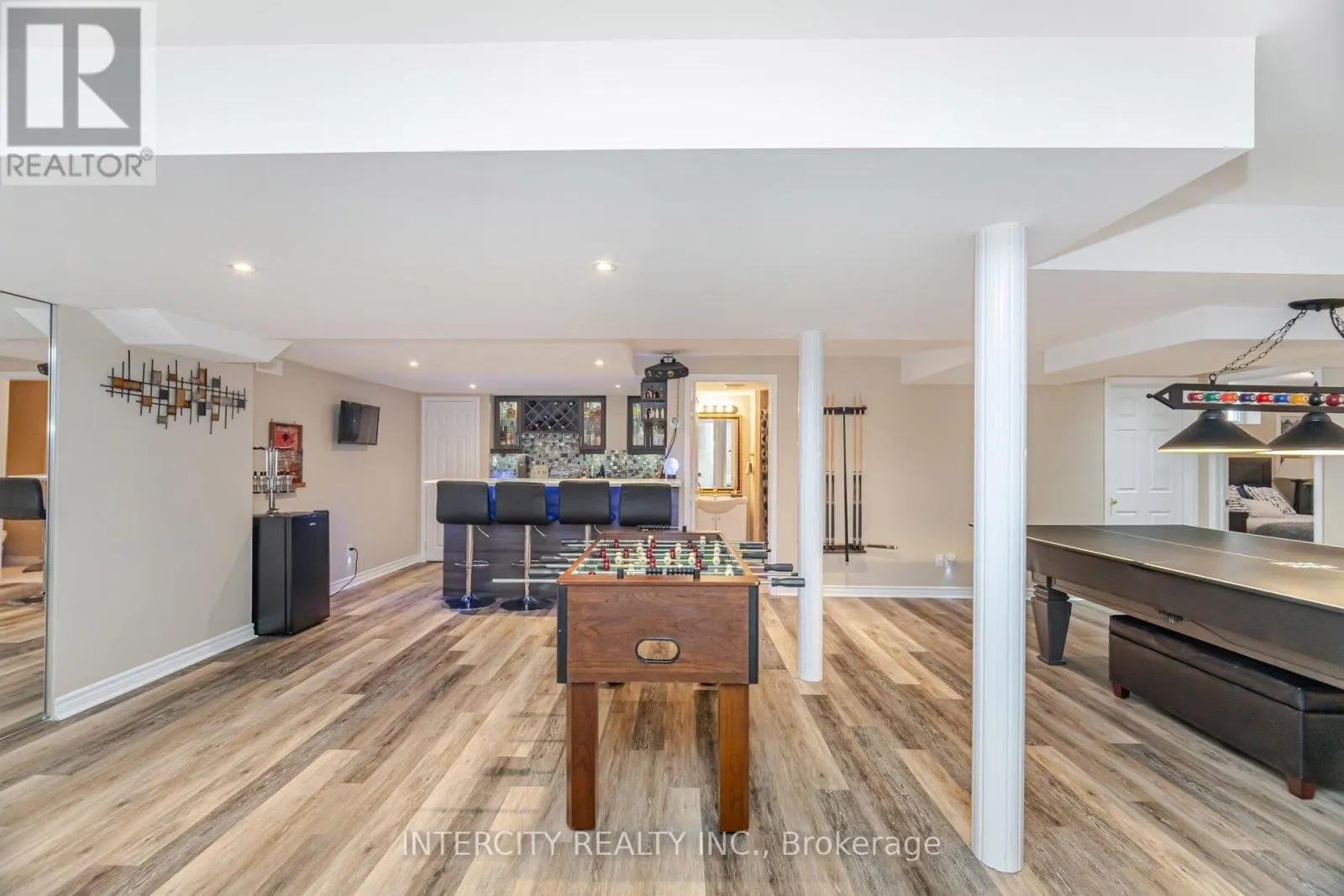 19 ASPENWOOD TRAIL