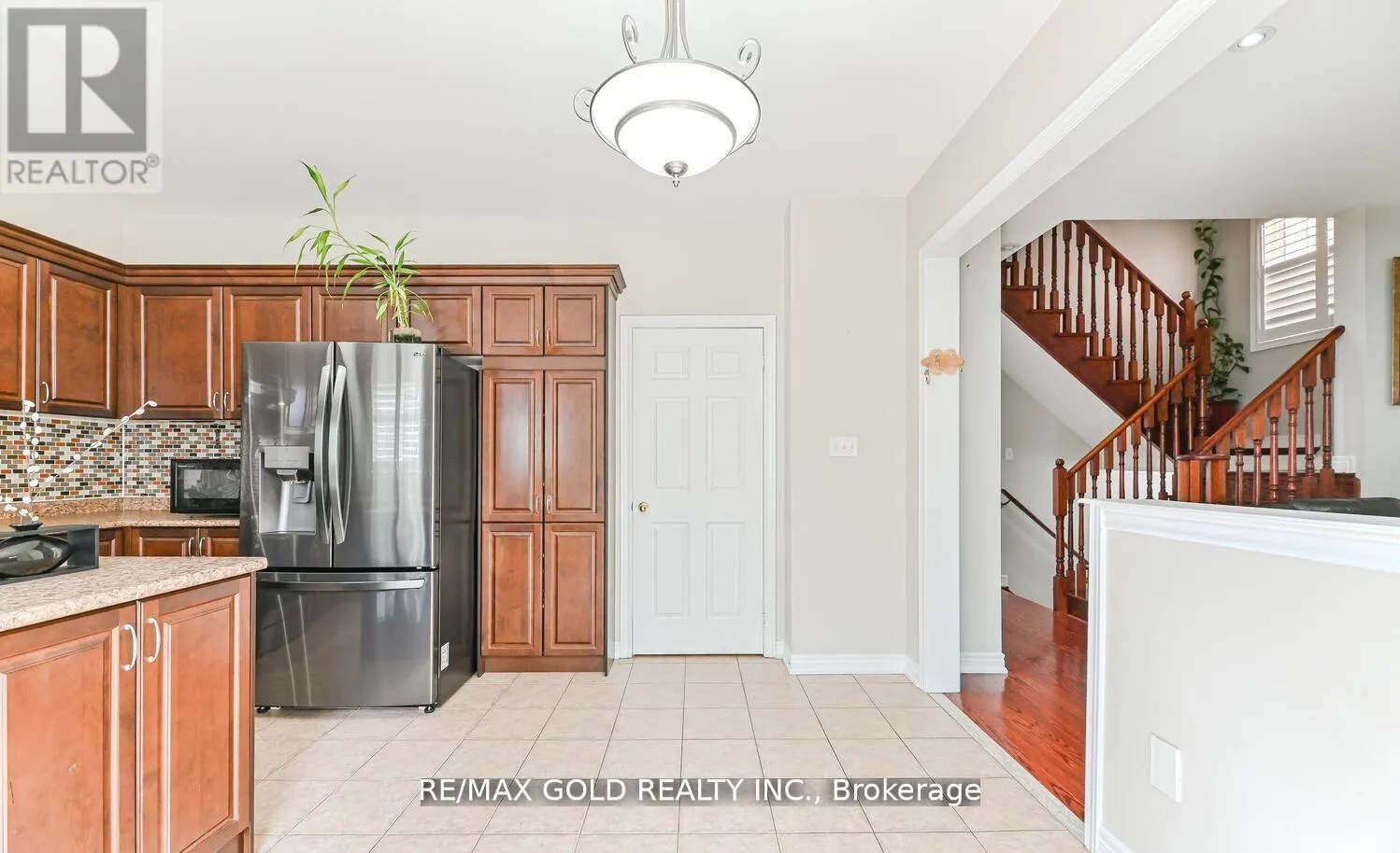 54 GAMSON CRESCENT