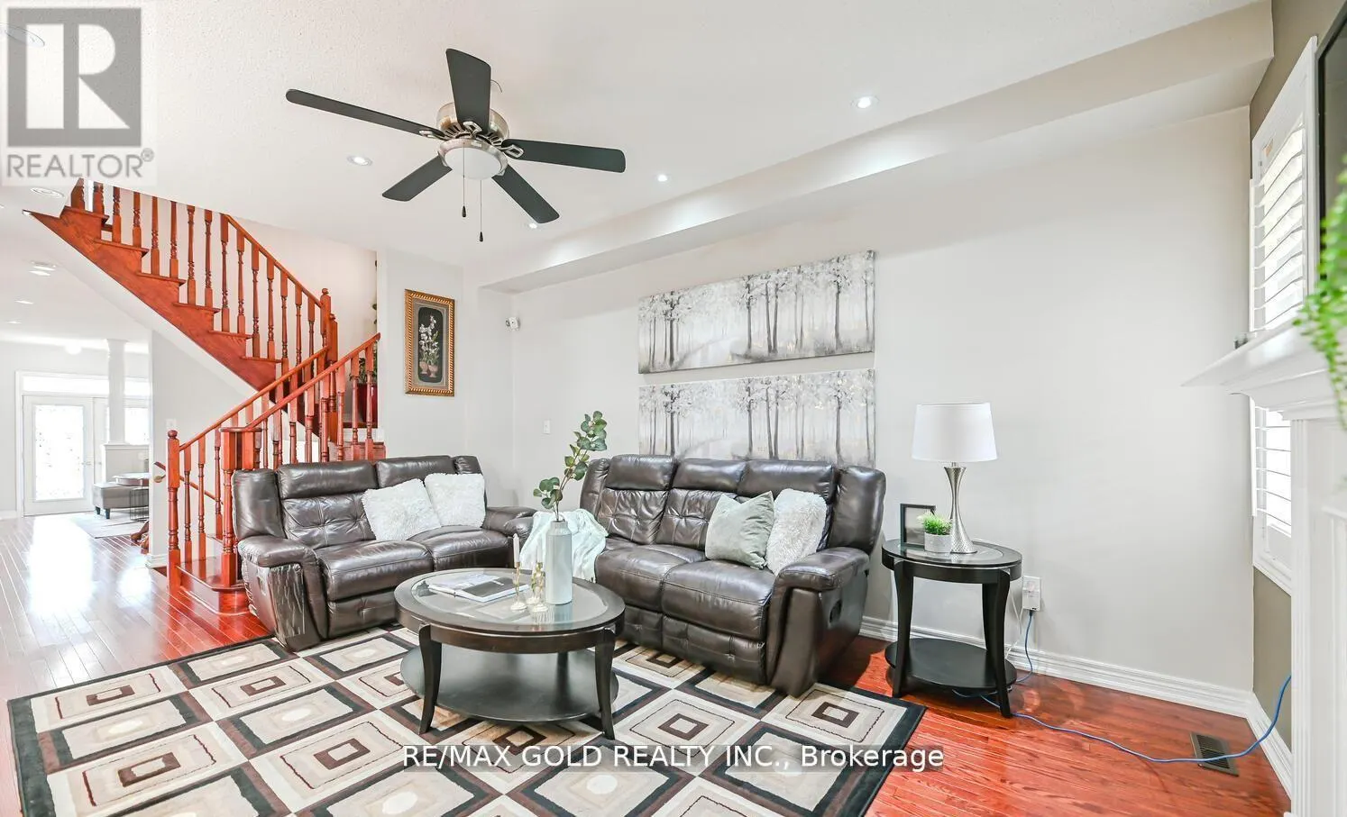 54 GAMSON CRESCENT