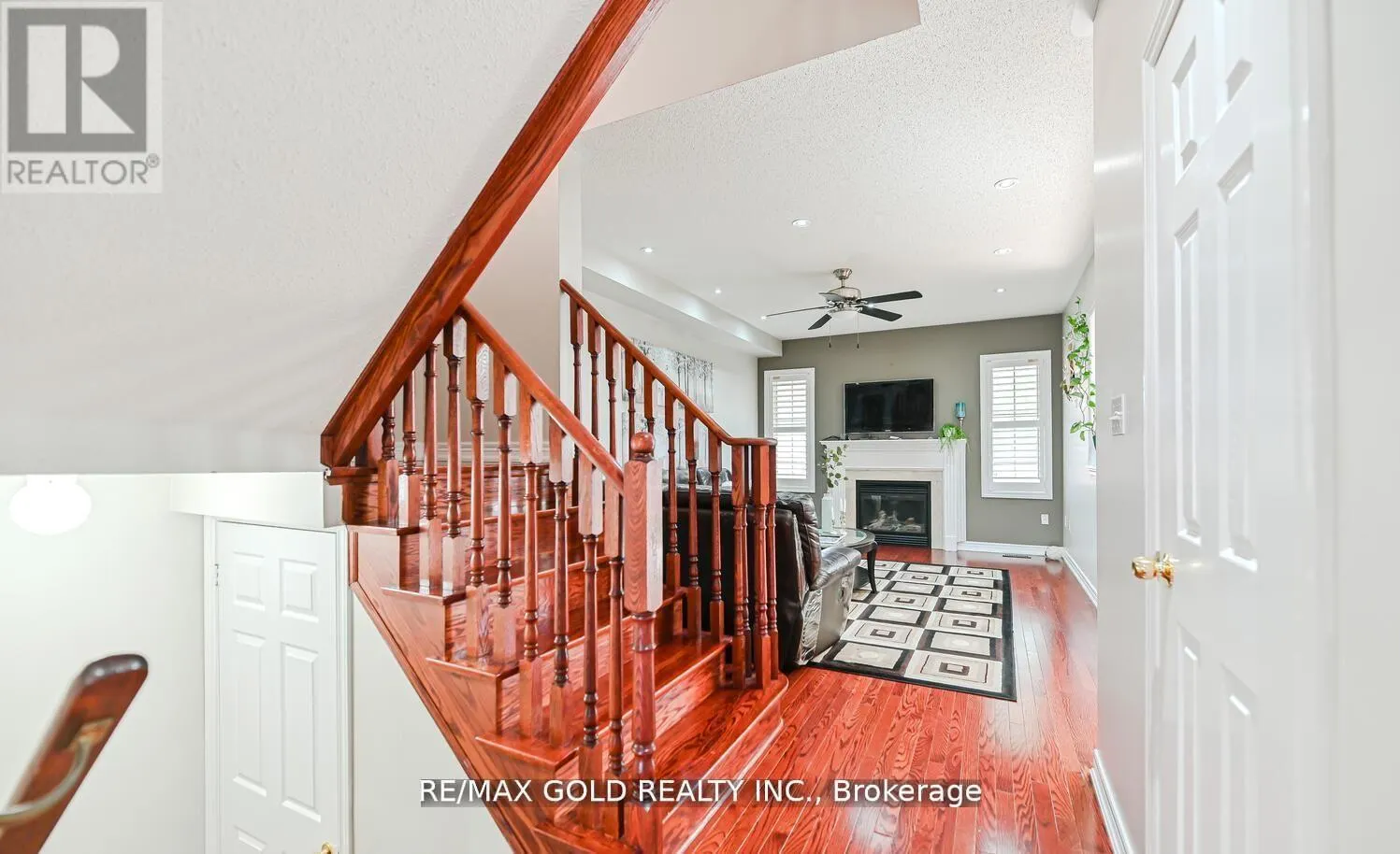 54 GAMSON CRESCENT