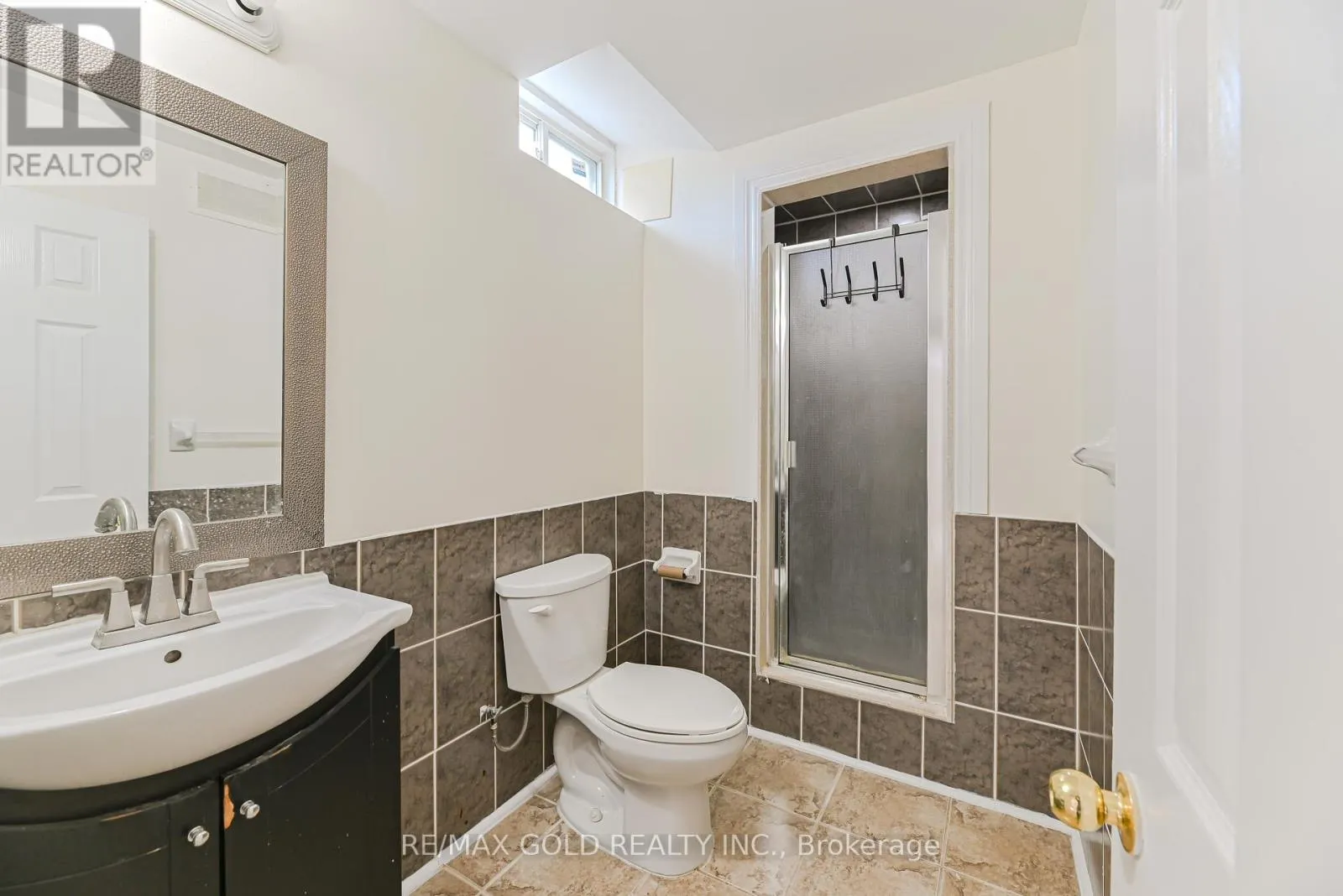 54 GAMSON CRESCENT