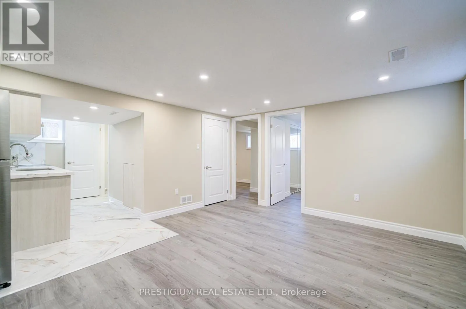 6 WILLIS DRIVE