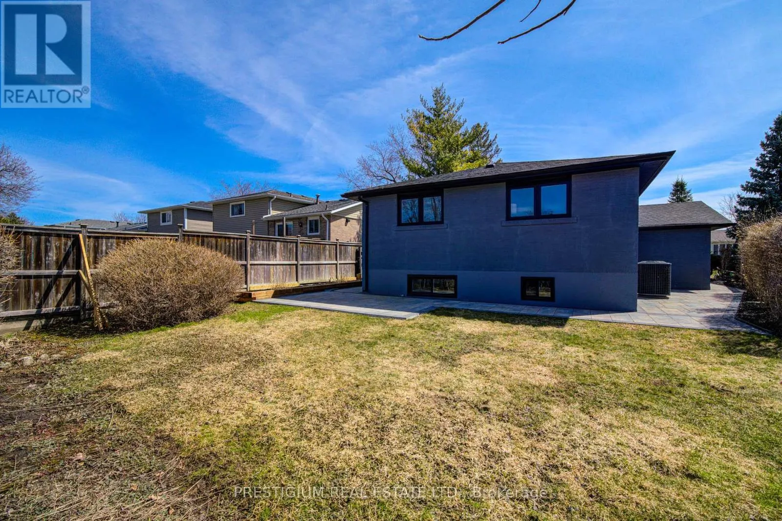 6 WILLIS DRIVE