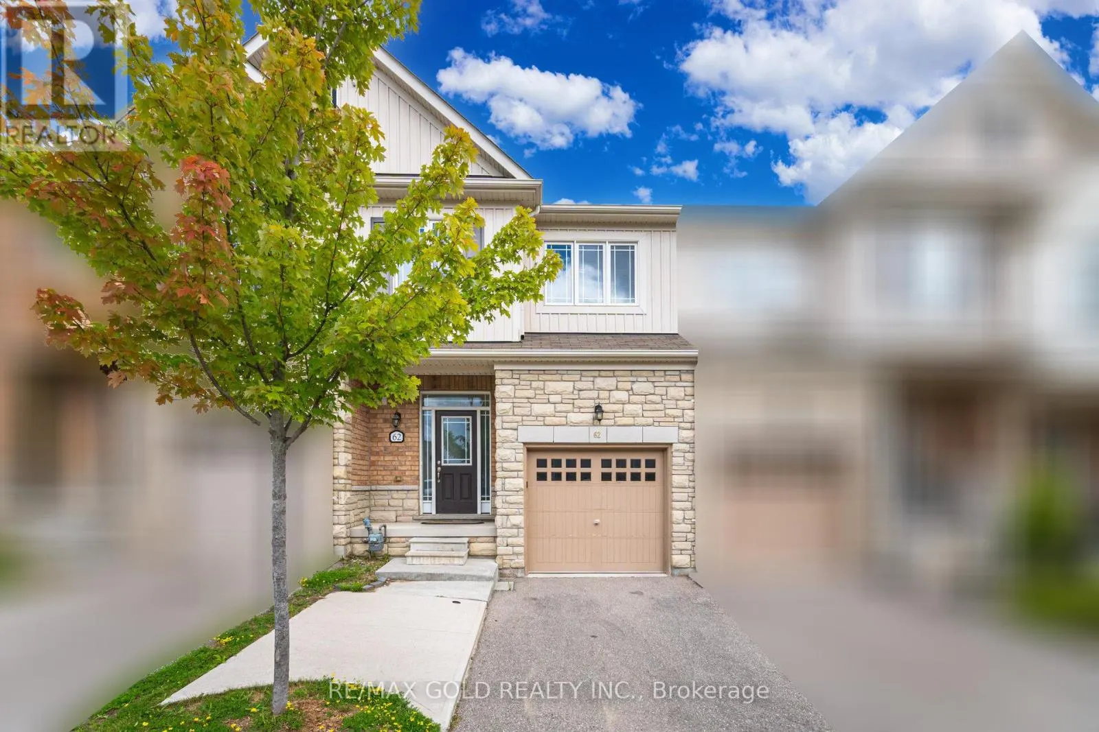 62 VALLEY LANE