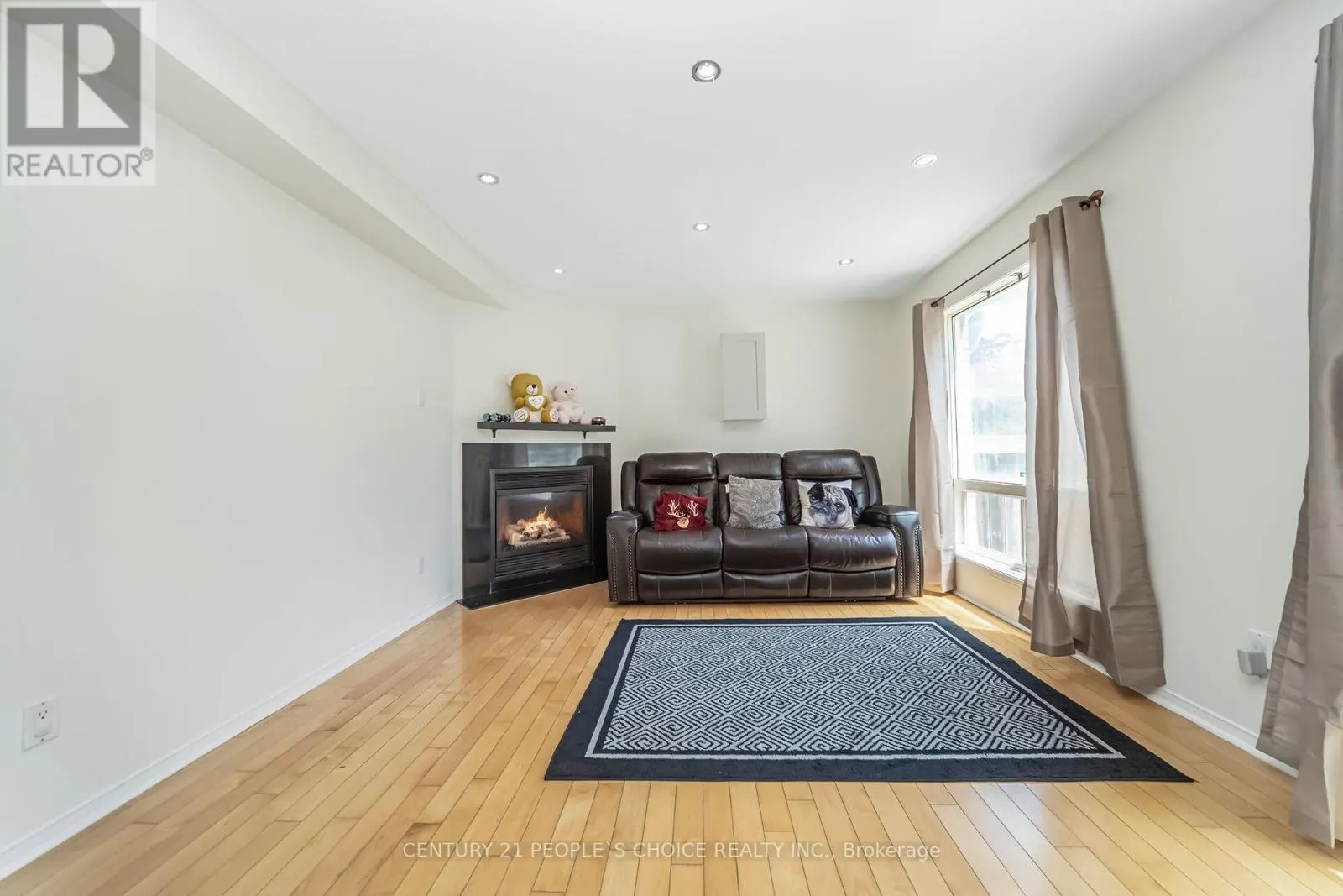 70 - 5255 GUILDWOOD WAY