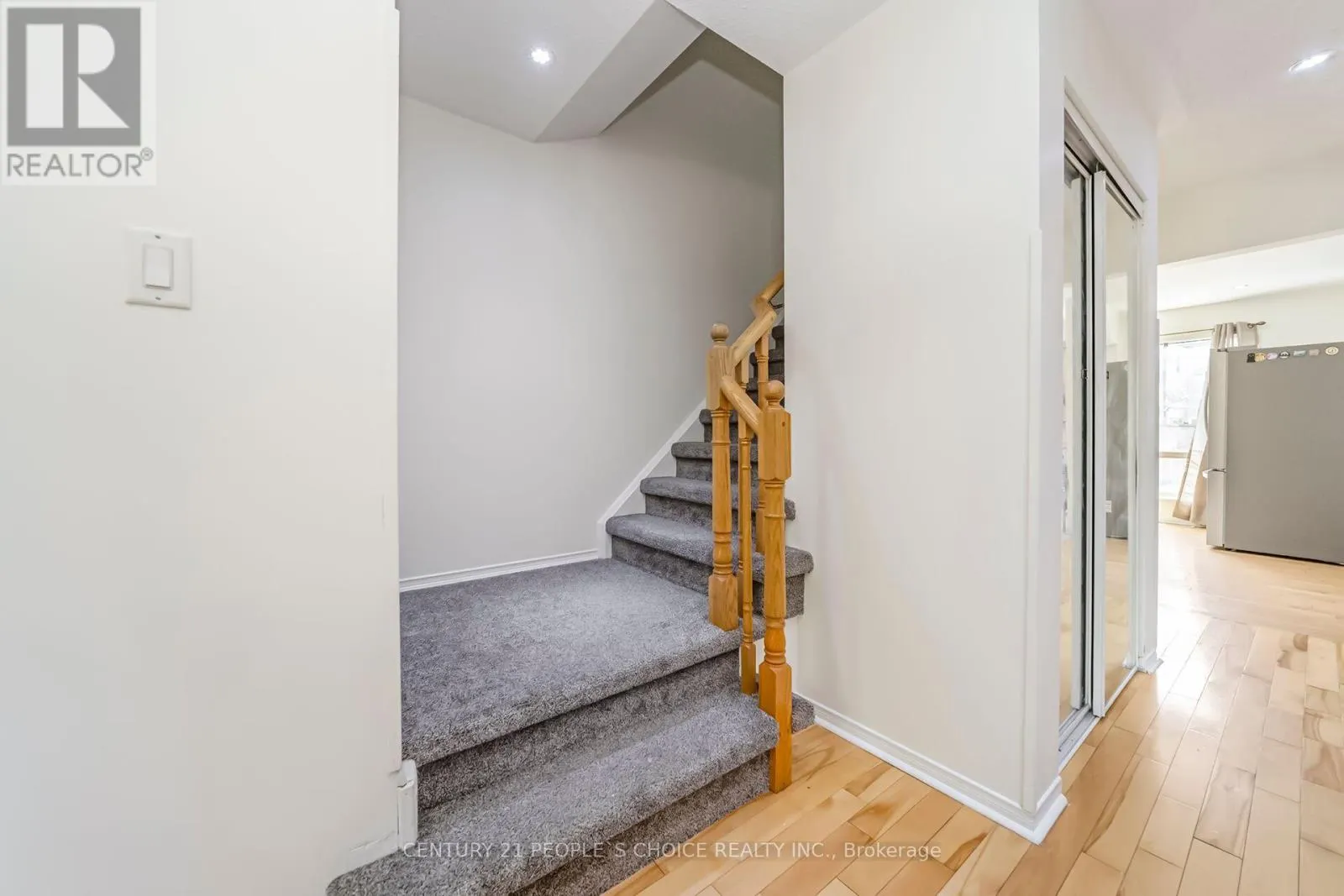70 - 5255 GUILDWOOD WAY