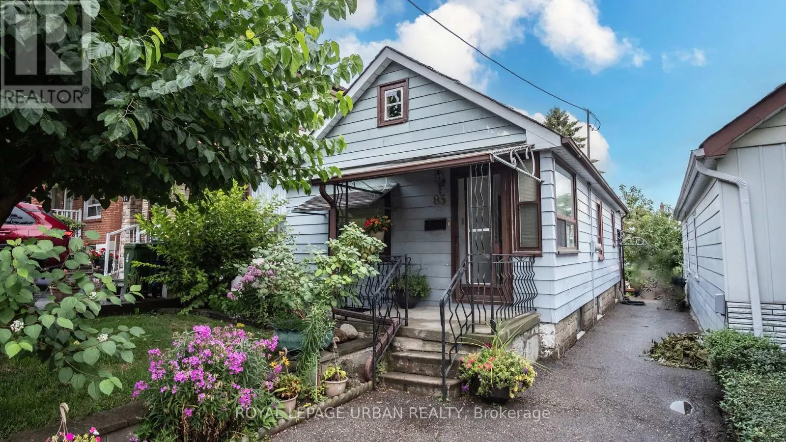 85 AILEEN AVENUE