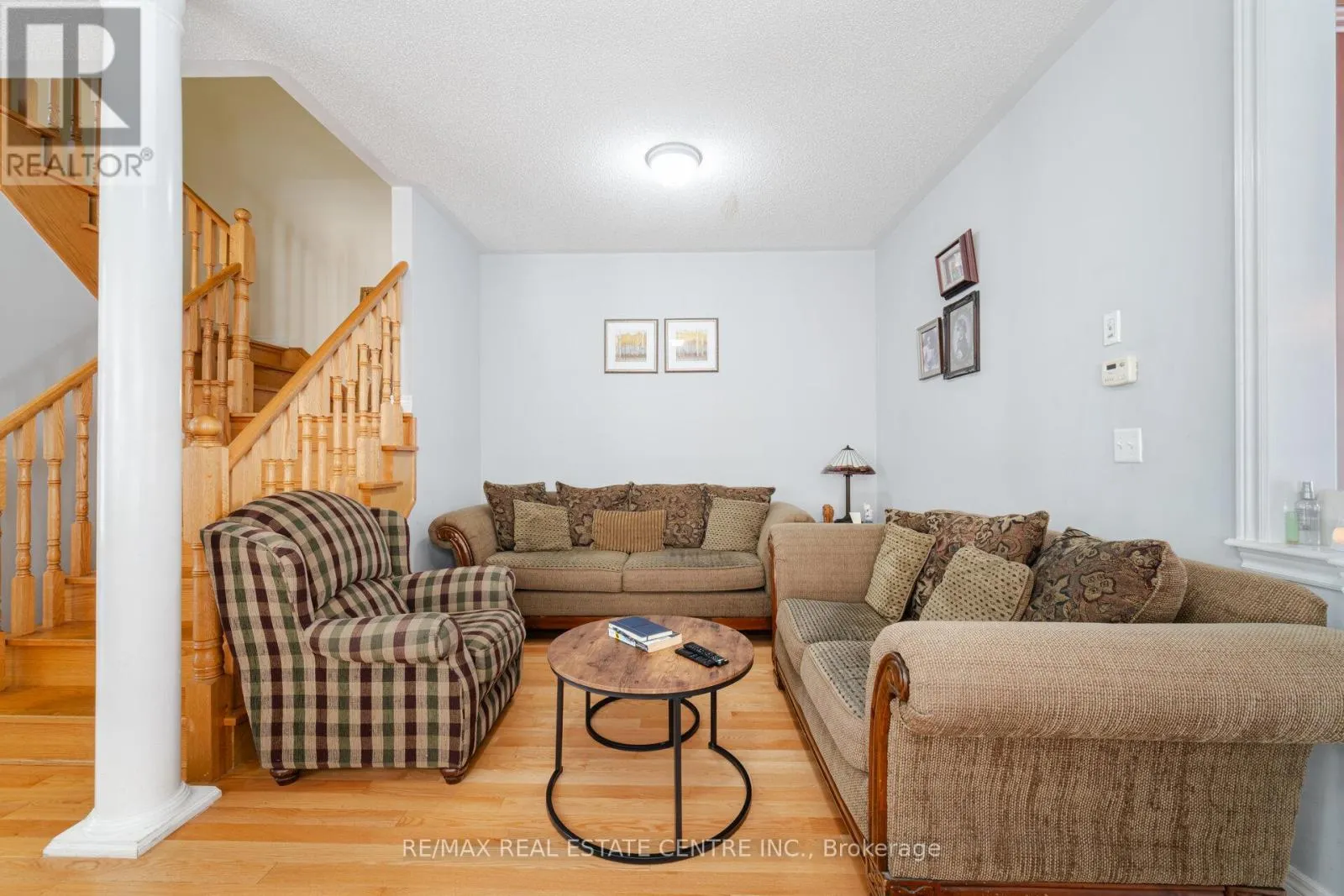 15 VANDERPOOL CRESCENT